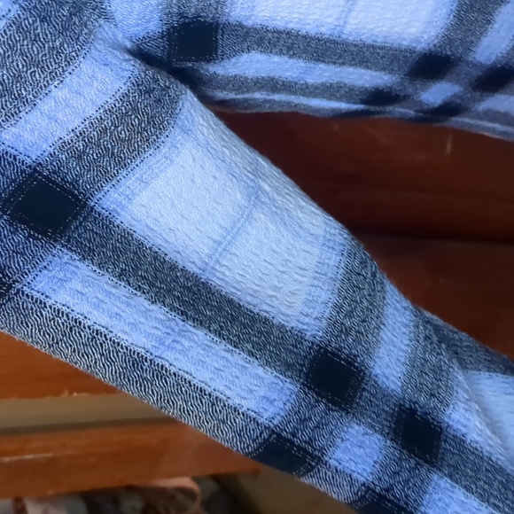 DEX* white black purple plaid crepe like long sleeve button front blouse tunic - Picture 2 of 13